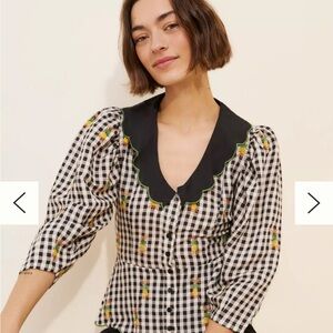 Farm Rio Black & White Gingham Scallop Collar Top with Pineapple Embroidery. Med